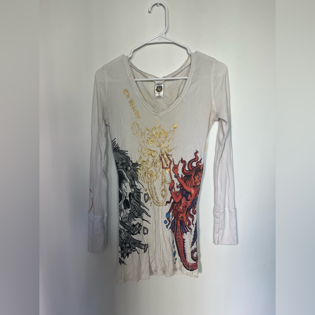 Brand Ed Hardy Long Sleeve  Color White  Size Large